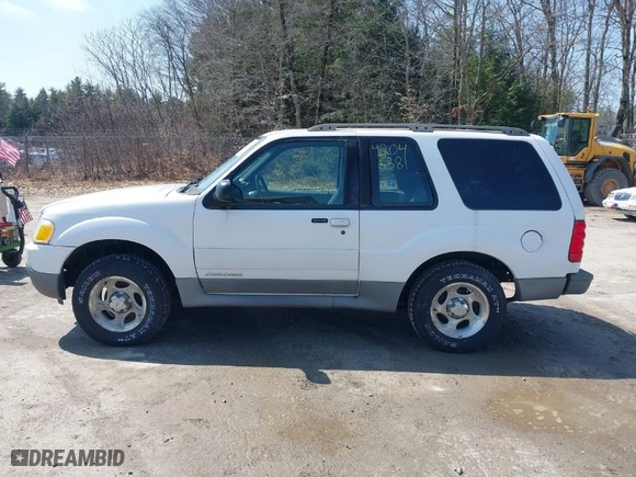 2002 Ford Explorer Sport Value with VIN 1FMYU60E62UD21697, listed as a IAAI auction lot 42045381 with 122,286 mi miles. Bid and sale history available at carsss.com. Image 12.