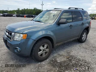 2012 Ford Escape XLT with VIN 1FMCU0D70CKC15164, listed as a Copart auction lot 61940145 with 269,356 mi miles and Clean title. Bid and sale history available at DreamBid. Image 1.