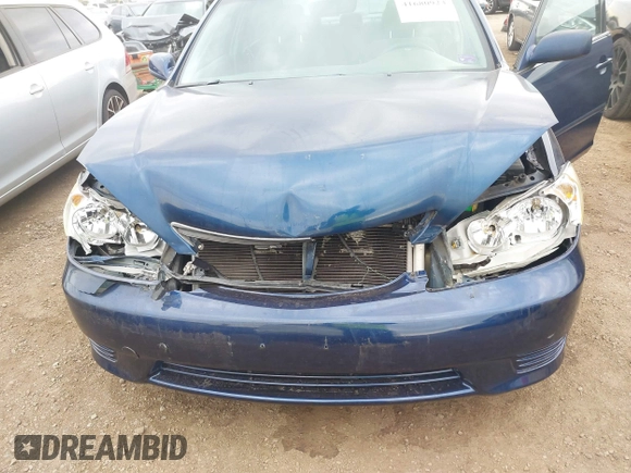 2005 Toyota Camry STD z VIN 4T1BE32K85U101891, wystawiony jako IAAI lot #41680923 z przebiegiem 146 472 mil mil oraz . Historia ofert i sprzedaży dostępna na DreamBid. Obrazek 6.