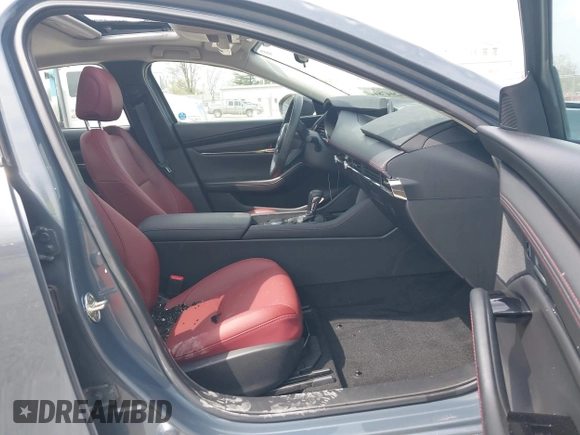 2024 Mazda 3 S Carbon Edition with VIN 3MZBPBCM3RM416565, listed as a IAAI auction lot 42047841 with 11,074 mi miles and . Bid and sale history available at DreamBid. Image 5.