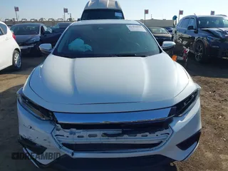 2022 Honda Insight Touring with VIN 19XZE4F95NE017767, listed as a IAAI auction lot 41450899 with 28,015 mi miles and . Bid and sale history available at carsss.com. Image 12.