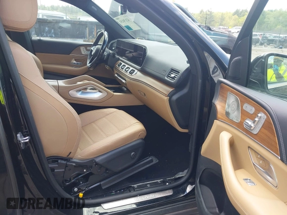 2024 Mercedes-Benz GLE 350 z VIN 4JGFB4FBXRB036375, wystawiony jako IAAI lot #42130151 z przebiegiem 33 424 mil mil oraz . Historia ofert i sprzedaży dostępna na DreamBid. Obrazek 5.