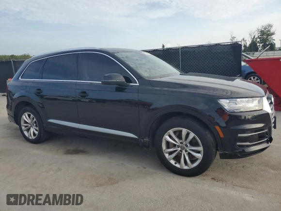2019 Audi Q7 Premium Plus with VIN WA1LHAF76KD037821, listed as a Copart auction lot 60825955 with 125,616 mi miles and Clean title. Bid and sale history available at DreamBid. Image 4.