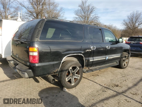 2002 Chevrolet Suburban LS with VIN 1GNFK16Z82J135148, listed as a Copart auction lot 45701285 with 270,757 mi miles and Salvage Title. Bid and sale history available at carsss.com. Image 3.