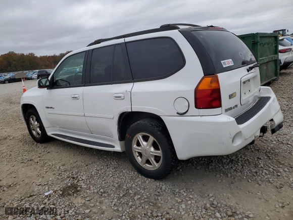 2005 GMC Envoy Denali with VIN 1GKET63M452384525, listed as a Copart auction lot 82117214 with 182,469 mi miles and Salvage Title. Bid and sale history available at carsss.com. Image 2.