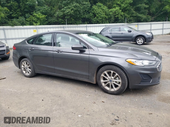 2020 Ford Fusion SE z VIN 3FA6P0HD2LR143538, wystawiony jako Copart lot #56977285 z przebiegiem 96 201 mil mil oraz Czysty tytuł • Clean title. Historia ofert i sprzedaży dostępna na DreamBid. Obrazek 4.