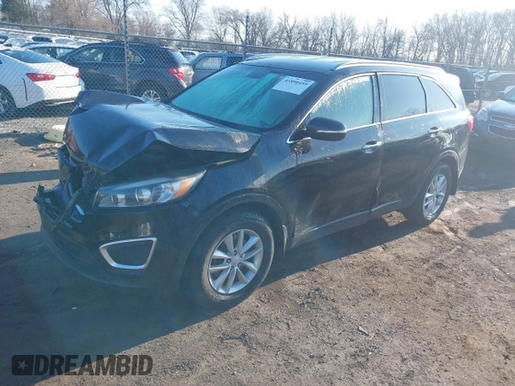 2016 Kia Sorento LX with VIN 5XYPG4A32GG031328, listed as a IAAI auction lot 41890459 with 158,475 mi miles. Bid and sale history available at carsss.com. Image 2.