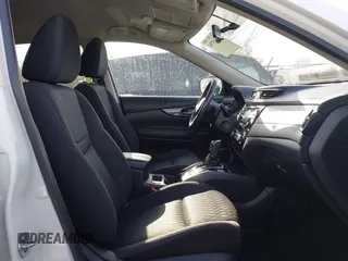 2017 Nissan Rogue SV with VIN KNMAT2MT7HP601954, listed as a IAAI auction lot 41865794 with 136,280 mi miles. Bid and sale history available at carsss.com. Image 5.