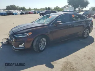 2019 Ford Fusion Titanium with VIN 3FA6P0SU6KR145462, listed as a Copart auction lot 57259625 with 177,164 mi miles and Non repairable. Bid and sale history available at DreamBid. Image 1.