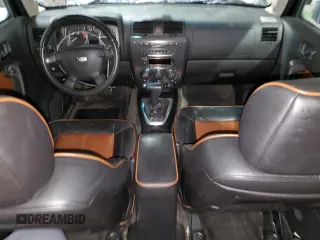 2006 Hummer H3 with VIN 5GTDN136768115805, listed as a Copart auction lot 83317704 with 119,172 mi miles and Salvage Title. Bid and sale history available at DreamBid. Image 8.