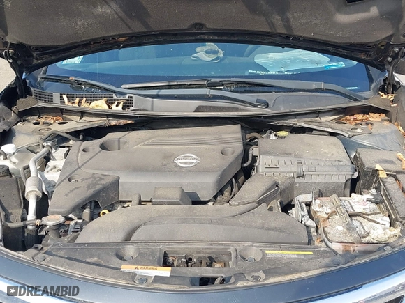 2015 Nissan Altima 2.5 with VIN 1N4AL3AP0FC124842, listed as a IAAI auction lot 42066237 with 147,853 mi miles. Bid and sale history available at carsss.com. Image 10.
