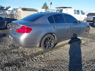 2007 Infiniti G35 Journey z VIN JNKBV61E77M712448, wystawiony jako IAAI lot #41687343 z przebiegiem 244 794 mil mil oraz . Historia ofert i sprzedaży dostępna na DreamBid. Obrazek 4.