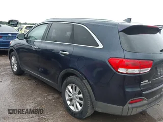 2016 Kia Sorento LX with VIN 5XYPG4A5XGG002693, listed as a IAAI auction lot 42138254 with 157,430 mi miles. Bid and sale history available at carsss.com. Image 3.