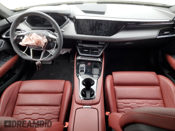 2024 Audi RS e-tron GT z VIN WAUAHBFW5R7901225, wystawiony jako Copart lot #53719655 z przebiegiem Nie podano mil oraz Szkoda całkowita • Salvage title. Historia ofert i sprzedaży dostępna na DreamBid. Obrazek 8.