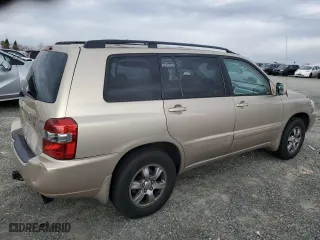 2005 Toyota Highlander with VIN JTEGP21A450046124, listed as a Copart auction lot 45967045 with 204,518 mi miles and Salvage Title. Bid and sale history available at carsss.com. Image 3.