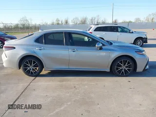 2021 Toyota Camry SE Nightshade with VIN 4T1T11AK3MU431765, listed as a IAAI auction lot 41835850 with 69,295 mi miles and . Bid and sale history available at carsss.com. Image 13.