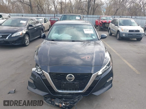 2021 Nissan Altima 2.5 SV with VIN 1N4BL4DV0MN318955, listed as a IAAI auction lot 41982428 with 66,766 mi miles. Bid and sale history available at carsss.com. Image 12.