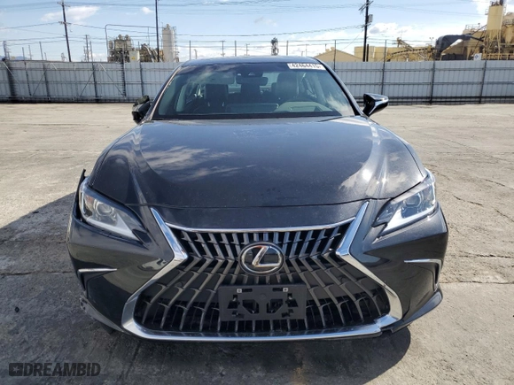 2025 Lexus ES with VIN 58ADA1C16SU060048, listed as a Copart auction lot 42464415 with 3,248 mi miles and Salvage Title. Bid and sale history available at carsss.com. Image 5.