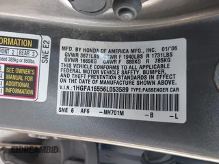 2006 Honda Civic LX z VIN 1HGFA16556L053589, wystawiony jako IAAI lot #41711938 z przebiegiem 230 523 mil mil oraz . Historia ofert i sprzedaży dostępna na DreamBid. Obrazek 9.