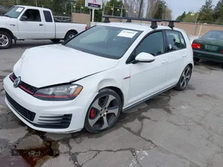 2015 Volkswagen Golf GTI SE with VIN 3VW5T7AU8FM086572, listed as a IAAI auction lot 41708044 with 186,150 mi miles. Bid and sale history available at carsss.com. Image 17.