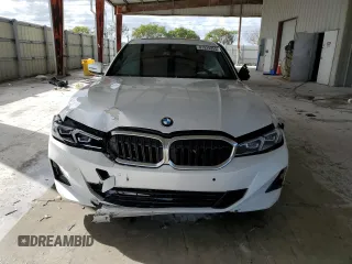 2024 BMW 3 Series 330i with VIN 3MW69FF01R8E43199, listed as a Copart auction lot 87929355 with 0 mi miles and Salvage Title. Bid and sale history available at carsss.com. Image 5.