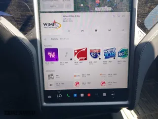 2018 Tesla Model S 75D with VIN 5YJSA1E2XJF285301, listed as a IAAI auction lot 41917939 with 80,470 mi miles. Bid and sale history available at carsss.com. Image 19.