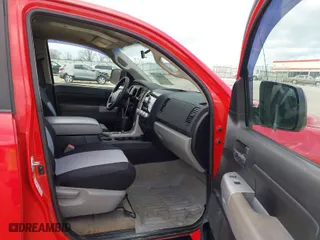 2008 Toyota Tundra 4WD Truck with VIN 5TFBV54168X053850, listed as a IAAI auction lot 41548117 with 306,241 mi miles. Bid and sale history available at carsss.com. Image 5.