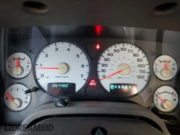 2002 Dodge 1500 z VIN 1D7HU18Z52J200116, wystawiony jako Copart lot #60093725 z przebiegiem 267 402 mil mil oraz Szkoda całkowita • Salvage title. Historia ofert i sprzedaży dostępna na DreamBid. Obrazek 9.