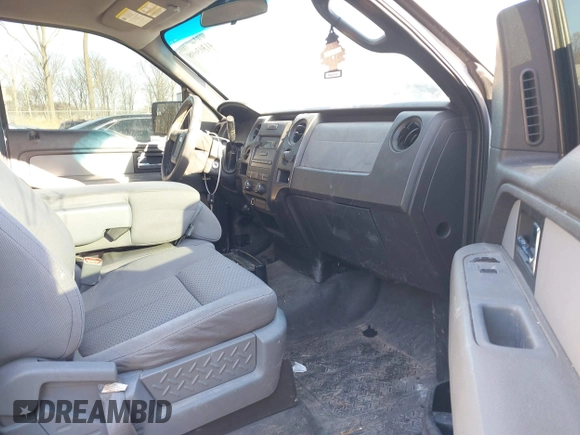 2013 Ford F-150 XL with VIN 1FTNF1CF1DKD43758, listed as a IAAI auction lot 41303698 with 155,646 mi miles. Bid and sale history available at carsss.com. Image 5.