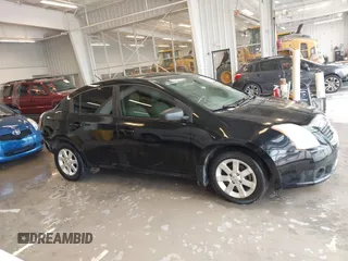2007 Nissan Sentra 2.0 z VIN 3N1AB61E27L655448, wystawiony jako IAAI lot #41587772 z przebiegiem 184 202 mil mil oraz . Historia ofert i sprzedaży dostępna na DreamBid. Obrazek 13.