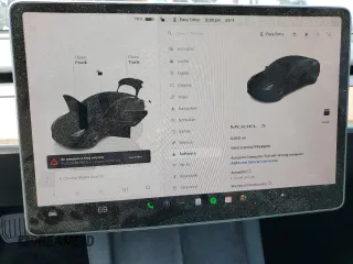 2023 Tesla Model 3 z VIN 5YJ3E1EA7PF549051, wystawiony jako Copart lot #58932765 z przebiegiem 8 800 mil mil oraz Szkoda całkowita • Salvage title. Historia ofert i sprzedaży dostępna na DreamBid. Obrazek 9.