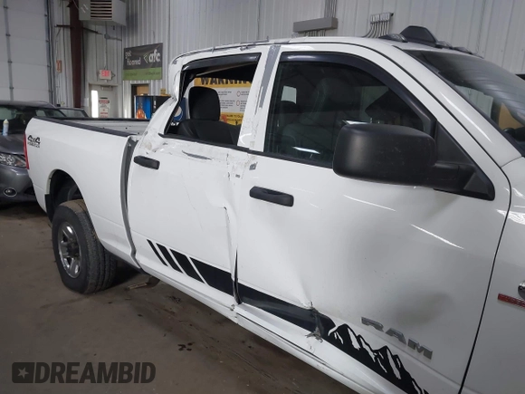 2022 Ram 2500 Tradesman with VIN 3C6UR5CL7NG169467, listed as a IAAI auction lot 41871191 with 195,029 mi miles and . Bid and sale history available at DreamBid. Image 6.