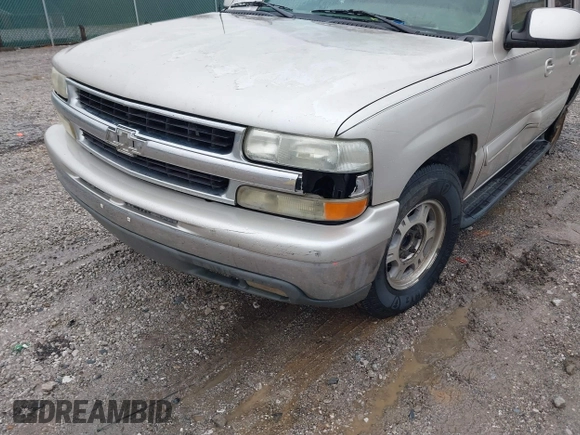 2004 Chevrolet Suburban LT with VIN 1GNEC16Z64J179774, listed as a IAAI auction lot 41562209 with 1 mi miles. Bid and sale history available at carsss.com. Image 12.