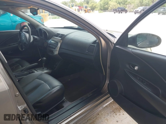 2003 Nissan Altima SE with VIN 1N4BL11D13C290488, listed as a IAAI auction lot 42357527 with 82,945 mi miles and . Bid and sale history available at DreamBid. Image 5.