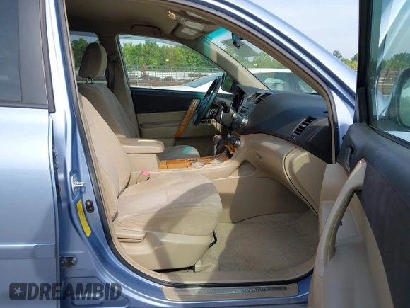 2009 Toyota Highlander z VIN JTEEW41A792031004, wystawiony jako IAAI lot #42466621 z przebiegiem 196 600 mil mil oraz . Historia ofert i sprzedaży dostępna na DreamBid. Obrazek 5.