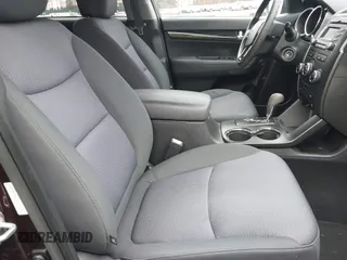 2012 Kia Sorento LX with VIN 5XYKT3A67CG257756, listed as a IAAI auction lot 41995922 with 18,178 mi miles. Bid and sale history available at carsss.com. Image 5.