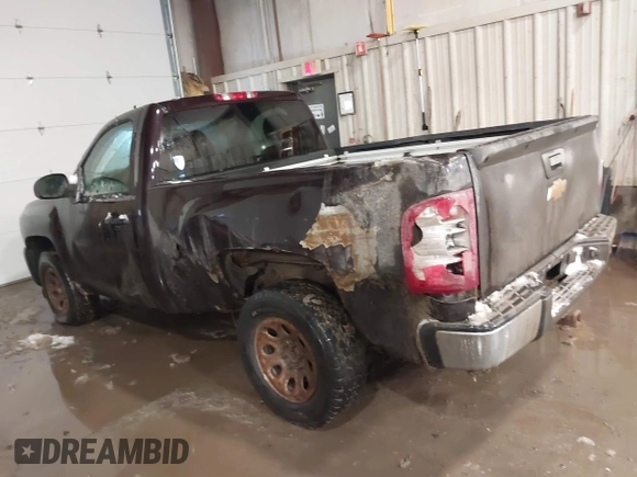 2008 Chevrolet Silverado 1500 Work Truck with VIN 1GCEK14C08Z135724, listed as a IAAI auction lot 41250972 with 86,942 mi miles. Bid and sale history available at carsss.com. Image 3.