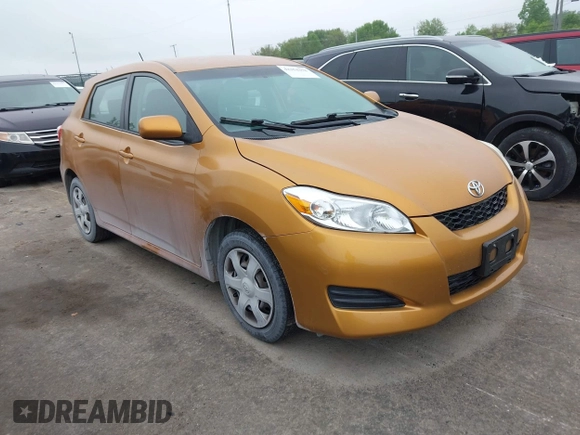 2010 Toyota Matrix z VIN 2T1KU4EE4AC299461, wystawiony jako IAAI lot #42354358 z przebiegiem 137 856 mil mil oraz . Historia ofert i sprzedaży dostępna na DreamBid. Obrazek 1.