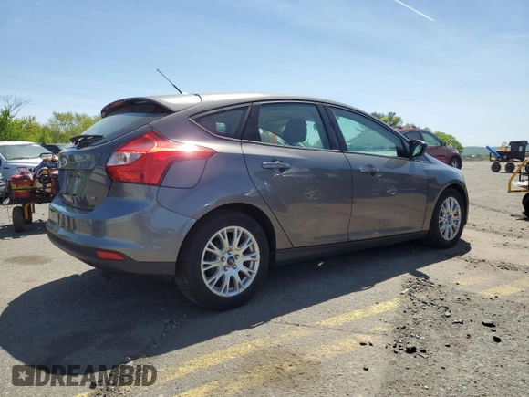 2012 Ford Focus SE with VIN 1FAHP3K24CL275250, listed as a Copart auction lot 55338265 with 113,047 mi miles and Clean Title. Bid and sale history available at carsss.com. Image 3.