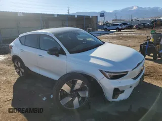 2023 Volvo C40 Recharge Pure Electric Ultimate with VIN YV4ED3GM1P2060174, listed as a Copart auction lot 87665265 with 26,622 mi miles and Salvage Title. Bid and sale history available at carsss.com. Image 4.