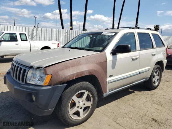 2007 Jeep Grand Cherokee Laredo with VIN 1J8GS48K07C699301, listed as a Copart auction lot 51000705 with 104,256 mi miles and Clean Title. Bid and sale history available at carsss.com. Image 1.