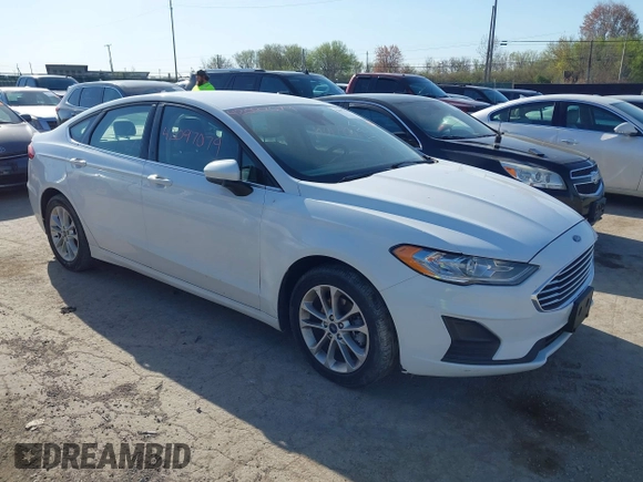 2019 Ford Fusion SE with VIN 3FA6P0HD6KR265995, listed as a IAAI auction lot 42097079 with 112,713 mi miles. Bid and sale history available at carsss.com. Image 1.