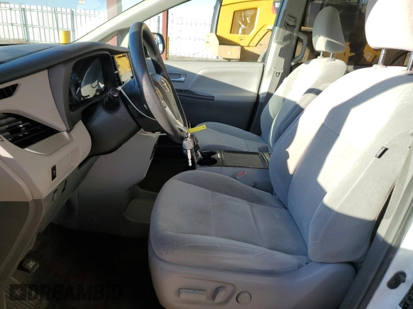 2018 Toyota Sienna LE with VIN 5TDJZ3DC6JS193365, listed as a Copart auction lot 78240794 with 64,739 mi miles and Salvage title. Bid and sale history available at DreamBid. Image 7.