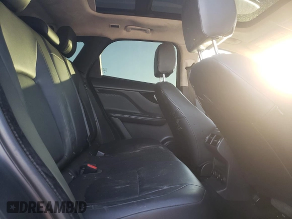 2020 Jaguar F-Pace 25t z VIN SADCS2FX1LA640681, wystawiony jako Copart lot #80863284 z przebiegiem 80 337 mil mil oraz Czysty tytuł • Clean title. Historia ofert i sprzedaży dostępna na DreamBid. Obrazek 11.
