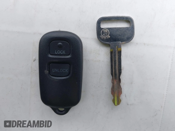 2005 Scion xB z VIN JTLKT324954021760, wystawiony jako IAAI lot #42125087 z przebiegiem 414 129 mil mil oraz . Historia ofert i sprzedaży dostępna na DreamBid. Obrazek 11.
