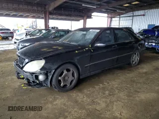 2001 Mercedes-Benz S-Class with VIN WDBNG75J31A174313, listed as a Copart auction lot 44076915 with 193,049 mi miles and Salvage Title. Bid and sale history available at carsss.com. Image 1.