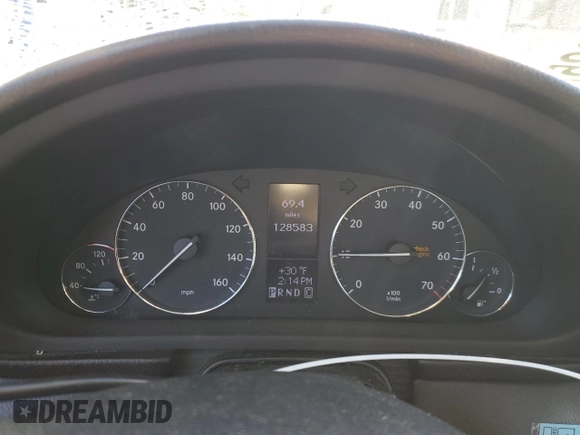 2007 Mercedes-Benz C with VIN WDBRF87H47F901393, listed as a Copart auction lot 43383025 with 128,583 mi miles and Salvage title. Bid and sale history available at DreamBid. Image 9.