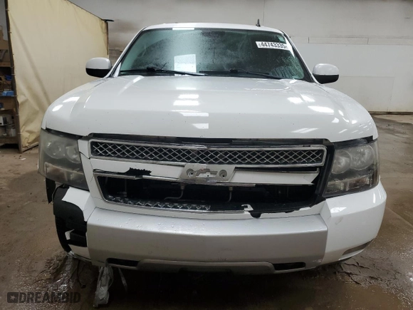 2011 Chevrolet Suburban LT with VIN 1GNSKJE33BR297850, listed as a Copart auction lot 44743335 with NaN miles and Clean Title. Bid and sale history available at carsss.com. Image 5.