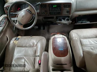2000 Ford Excursion Limited with VIN 1FMNU43S1YEE15529, listed as a Copart auction lot 81999954 with 197,353 mi miles and Clean title. Bid and sale history available at DreamBid. Image 8.