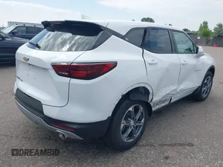 2025 Chevrolet Blazer LT с VIN 3GNKBHR49SS210008, выставлен на аукционе IAAI как лот 42567029 с пробегом 125 миль миль и . История ставок и продаж доступна на DreamBid. Изображение 4.